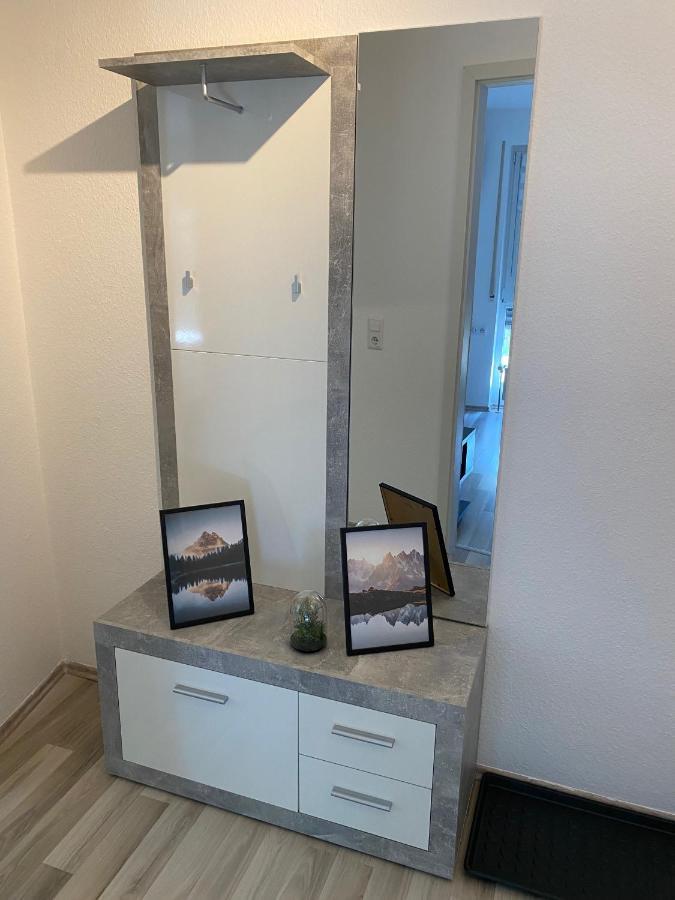 3 Zimmer Apartment In S-Bahn Naehe, 76 Qm, Max 5 Pers, 30Qm Dachterasse, Garage, Internet 1000 Mbit Gärtringen Exteriér fotografie