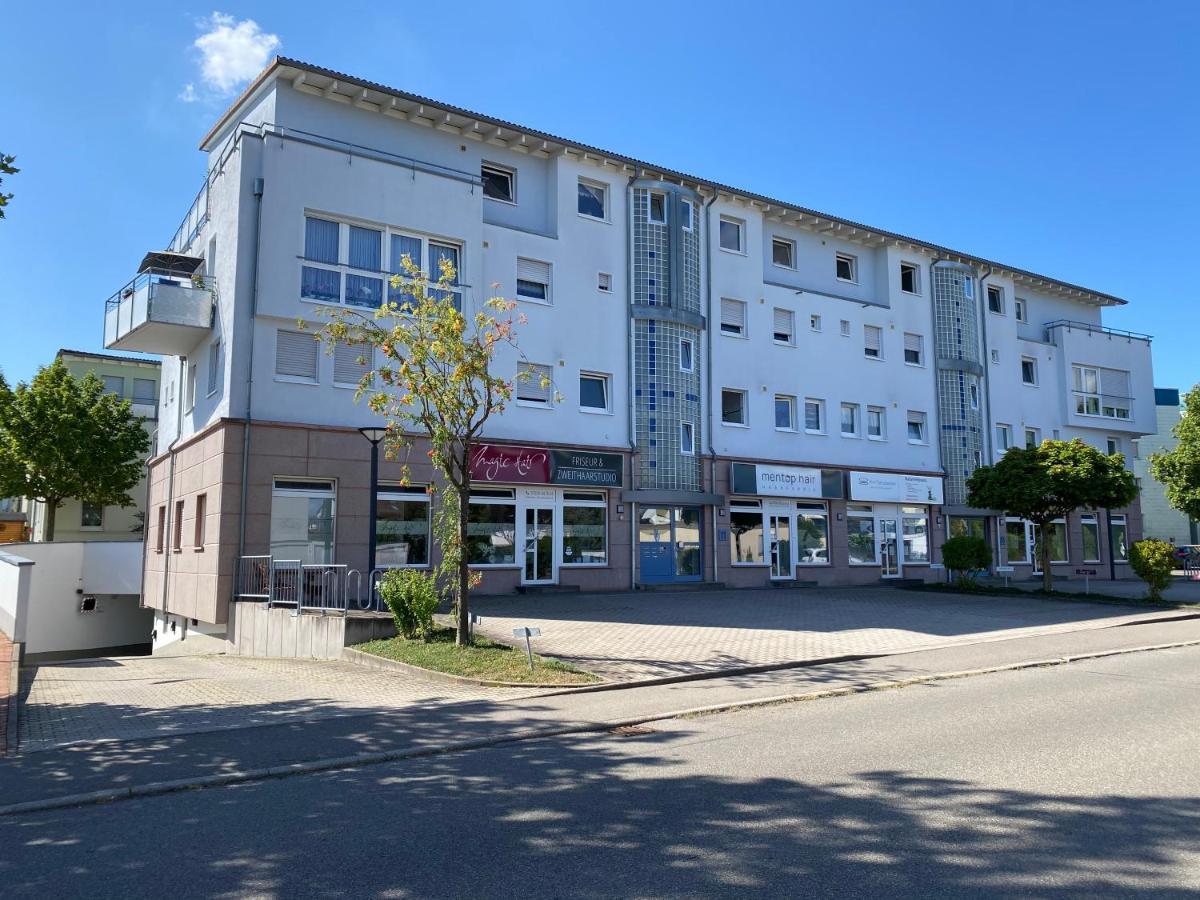 3 Zimmer Apartment In S-Bahn Naehe, 76 Qm, Max 5 Pers, 30Qm Dachterasse, Garage, Internet 1000 Mbit Gärtringen Exteriér fotografie