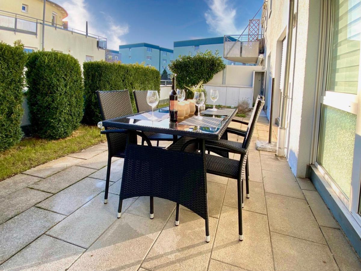 3 Zimmer Apartment In S-Bahn Naehe, 76 Qm, Max 5 Pers, 30Qm Dachterasse, Garage, Internet 1000 Mbit Gärtringen Exteriér fotografie